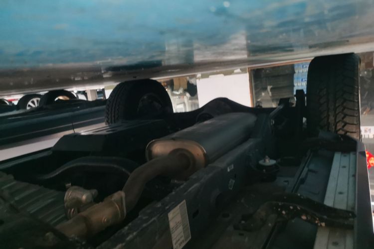 北京BJ40 2024款 2.0D 刀锋英雄荣耀版局部细节9001