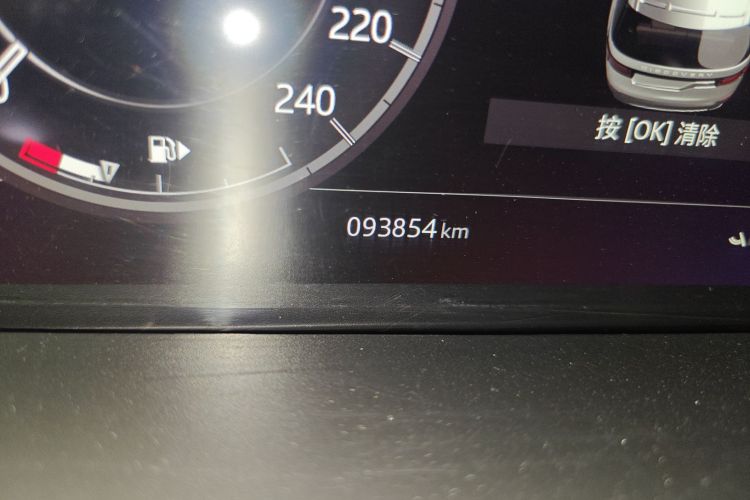 路虎 发现 2019款 3.0 SC V6 SE中控内饰15