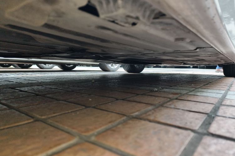 宝马3系 2018款 320Li 时尚型局部细节9002