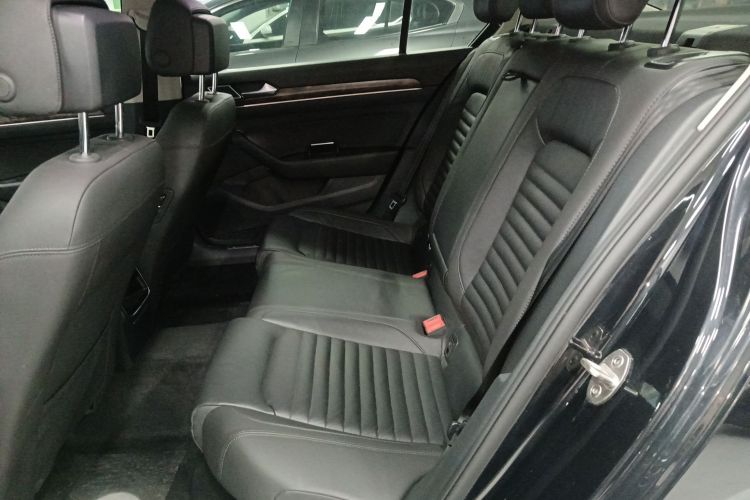 大众 迈腾 2019款 330TSI DSG 领先型 国VI中控内饰7004