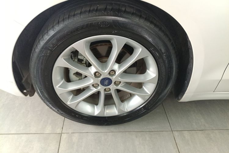 福特 蒙迪欧 2020款 EcoBoost 180 时尚型车身外观6007