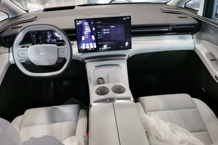 小鹏X9 2026款 增程版 1602 Ultra中控内饰7002