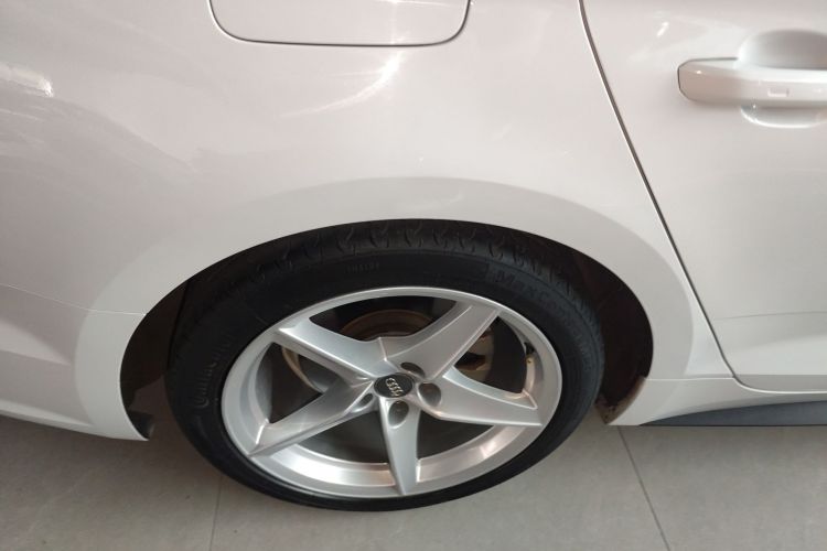 奥迪A5 2019款 Sportback 40 TFSI 时尚型车身外观6008