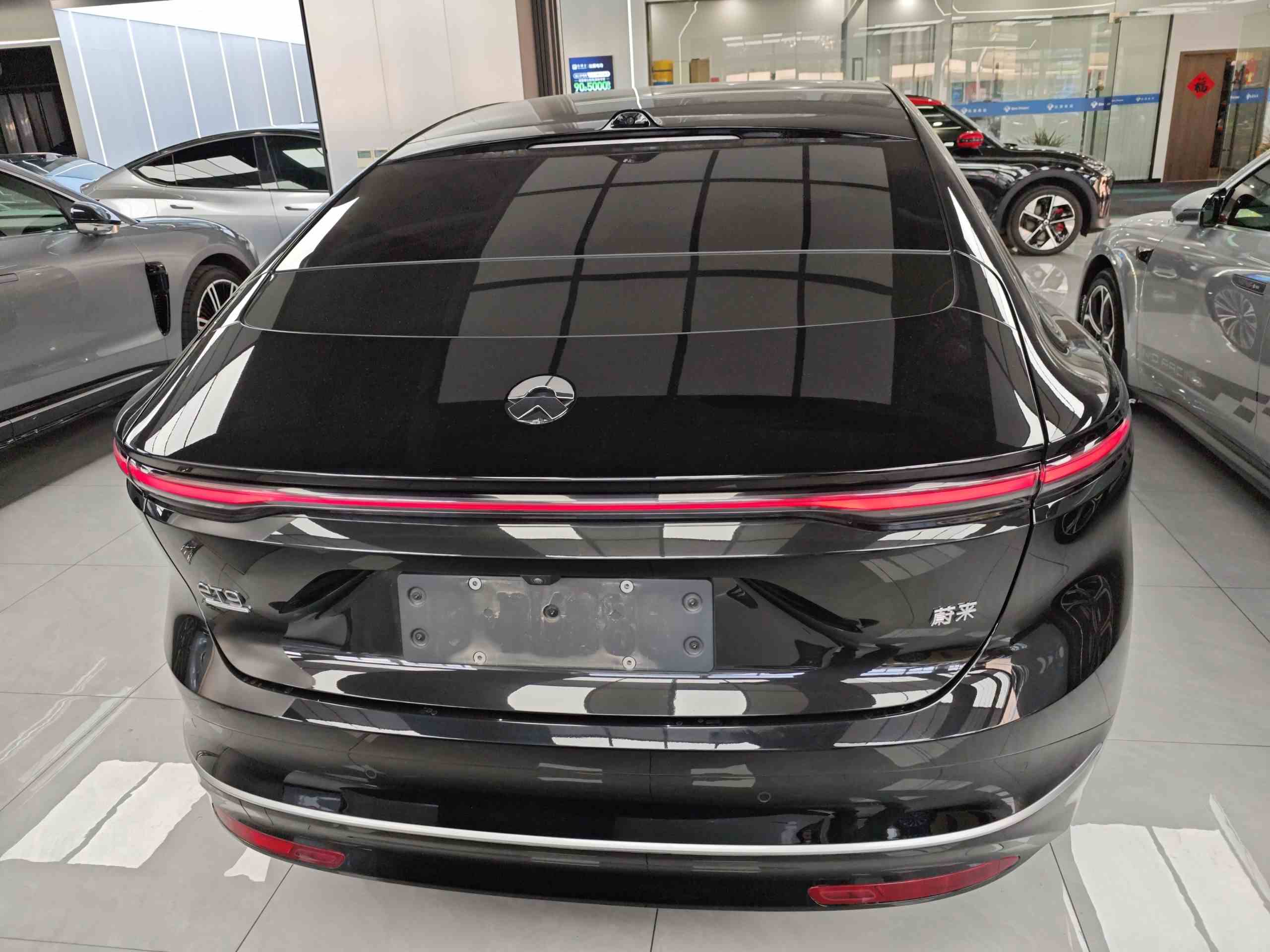 蔚来ET9 2025款 102kWh 签名版(4)