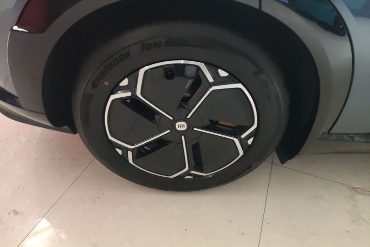 小米汽车 小米YU7 2025款 超长续航高性能四驱Max版车身外观6003