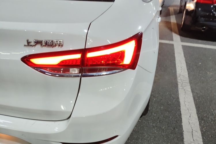 别克 英朗 2018款 15T 双离合精英型 国V车身外观6006