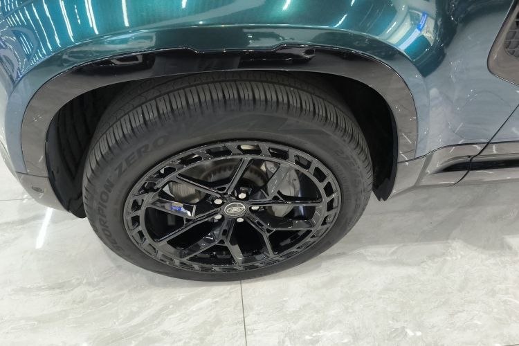 路虎卫士 2022款 110 P400 X-DYNAMIC HSE车身外观6007