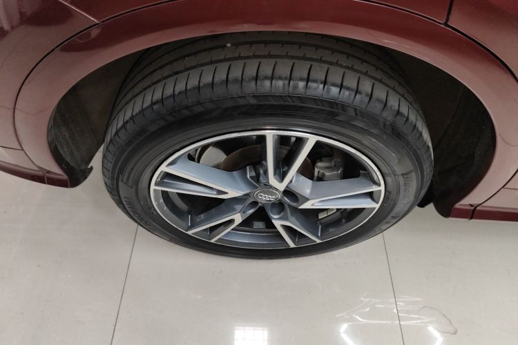 奥迪Q5L 2018款 40 TFSI 荣享时尚型 国V车身外观6002