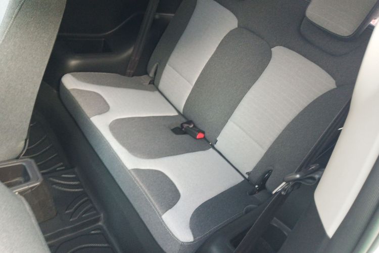 奇瑞 小蚂蚁 2024款 251km 热爱版中控内饰7004