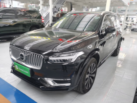 沃尔沃XC90 2023款 B6 智逸豪华版 7座