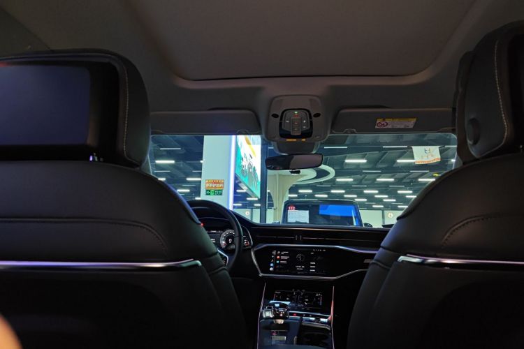 奥迪A6L 2024款 45 TFSI 臻选动感型中控内饰22