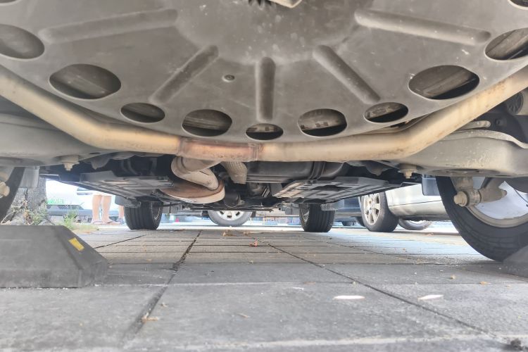 广汽传祺 传祺GS8 2017款 320T 两驱豪华智联版（七座）局部细节9009