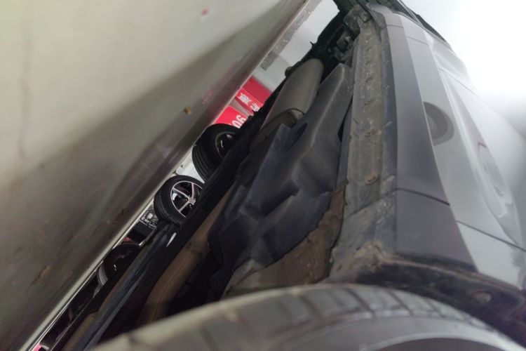 雷克萨斯NX 2018款 300 全驱 锋尚版局部细节9001