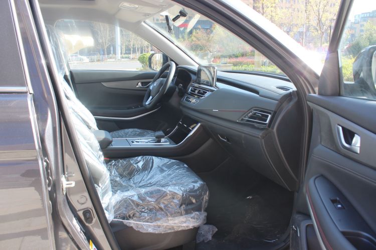 长安CS75 2024款 畅享版 1.5T DCT豪华型局部细节41