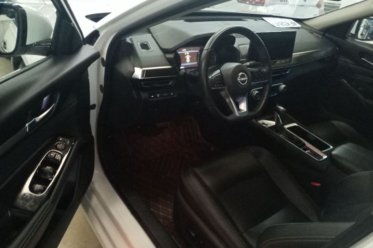 日产 天籁 2022款 2.0L XL-TLS 悦享版中控内饰20