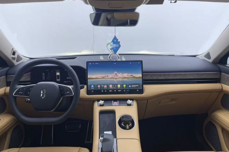 鸿蒙智行 问界M5 2022款 增程后驱标准版中控内饰7002