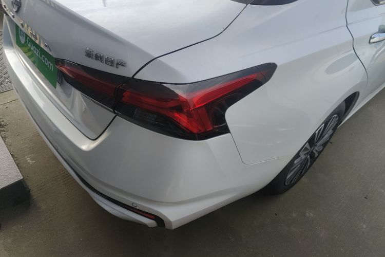 日产 天籁 2022款 2.0L XL-TLS 悦享版车身外观6006