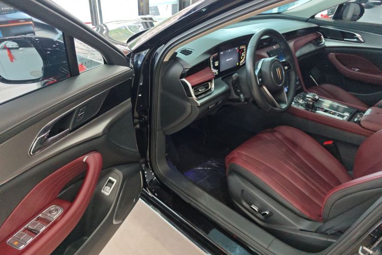 红旗H5 2024款 1.5T DCT智联旗韵版中控内饰20