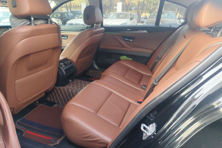 宝马5系 2017款 525Li 领先型中控内饰21