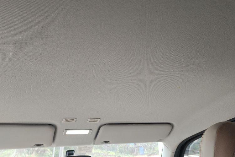 吉利银河 2024款 200km 熊猫卡丁中控内饰22