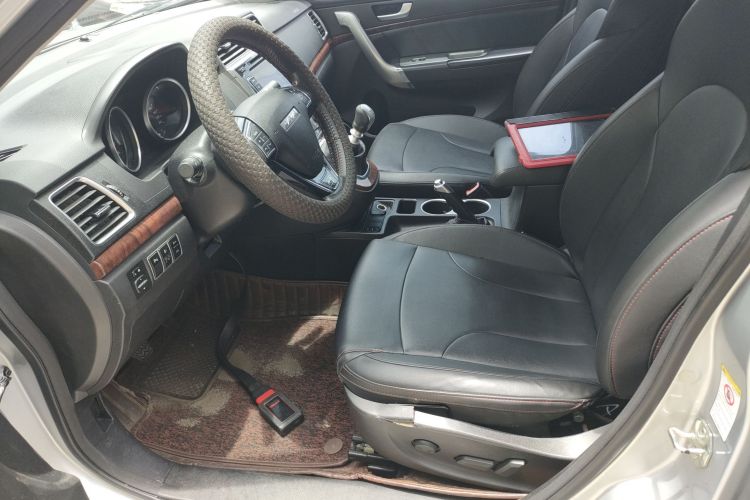 哈弗H6 2017款 红标 运动版 1.5T 手动两驱精英型局部细节19