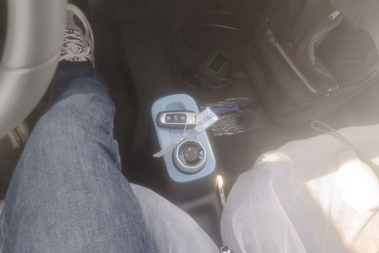 吉利银河 2024款 熊猫mini 200km 耐力熊中控内饰18