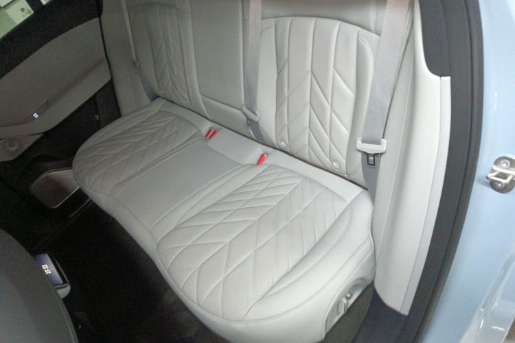 蔚来ES6 2025款 75kWh中控内饰21