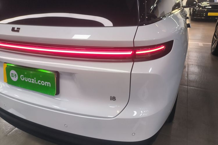 理想汽车 理想i8 2025款 标准版车身外观9