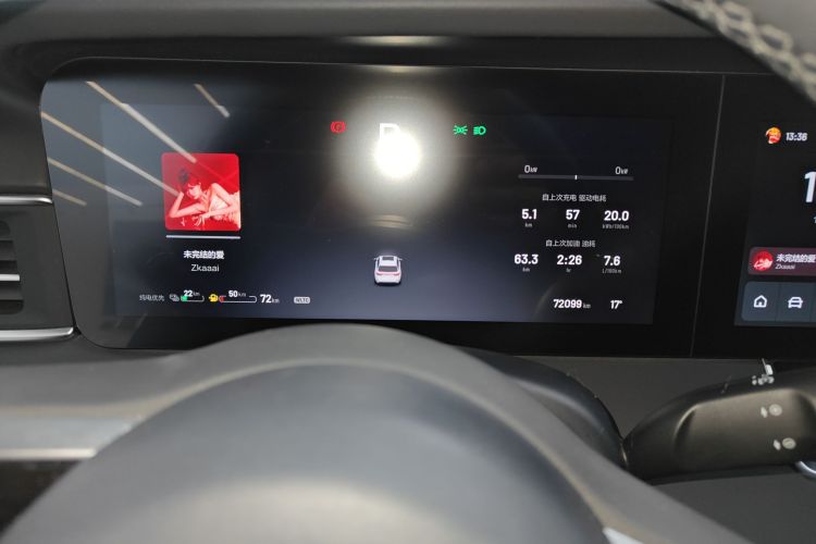 理想汽车 理想ONE 2021款 增程6座版中控内饰14