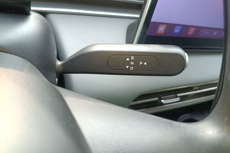 东风纳米 纳米01 2024款 焕新版 330 Air中控内饰18