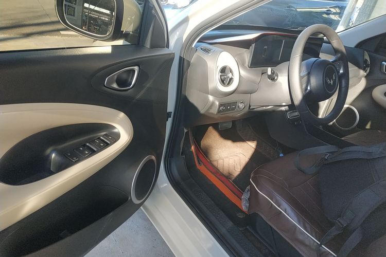 五菱汽车 五菱缤果 2023款 333km 快享款中控内饰20