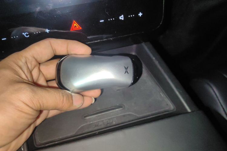 小鹏G3 2021款 G3i 520G+中控内饰7001