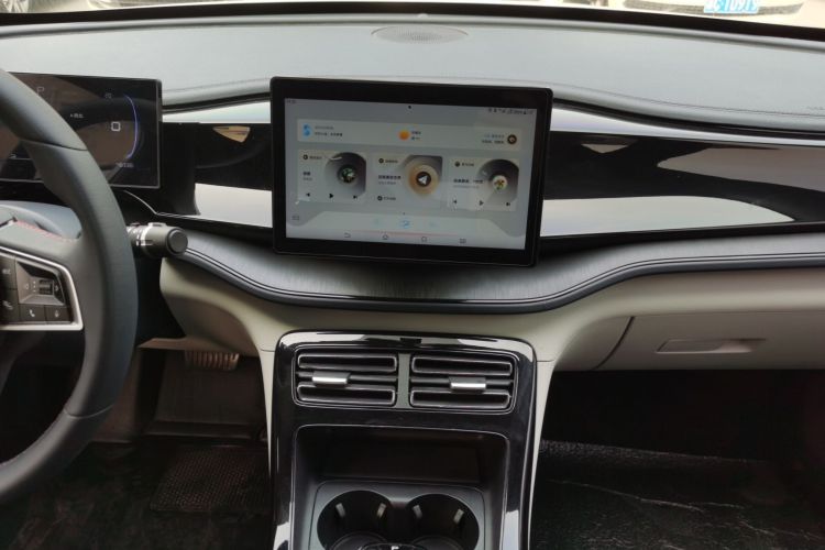 比亚迪 秦PLUS 2023款 冠军版 DM-i 55KM领先型中控内饰16