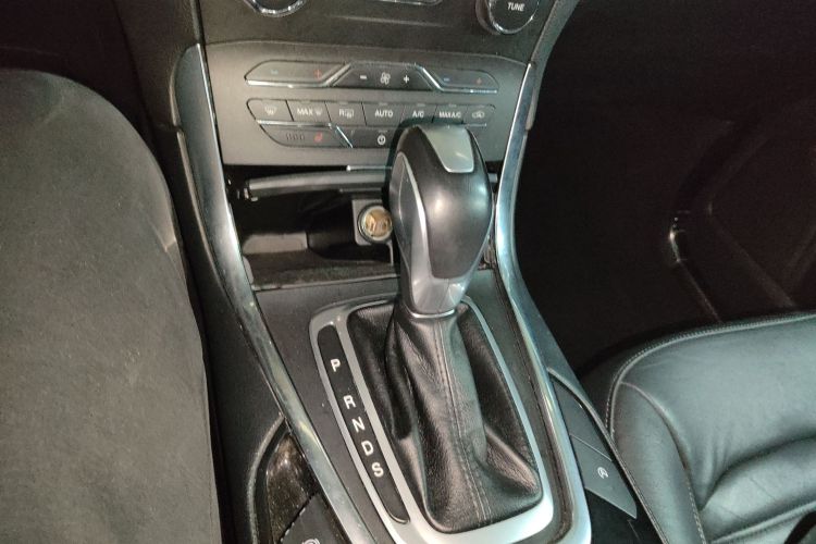 福特 锐界 2018款 EcoBoost 245 两驱豪锐型 7座 国V局部细节18