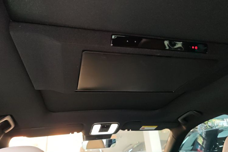 理想汽车 理想ONE 2021款 增程6座版中控内饰22