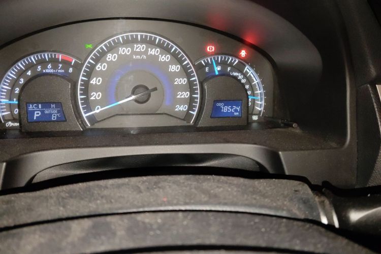 丰田 凯美瑞 2016款 2.0G 十周年纪念领先版中控内饰15