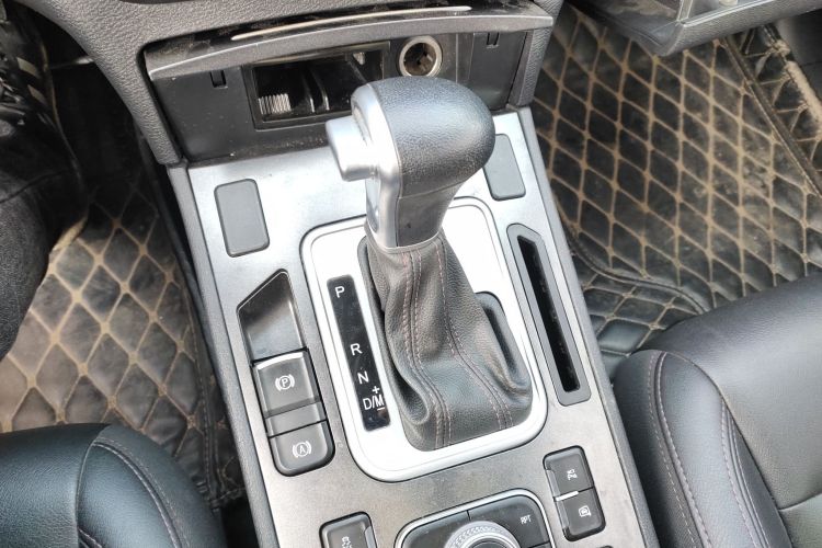 哈弗H6 Coupe 2018款 红标 1.5T 自动两驱超豪型中控内饰18