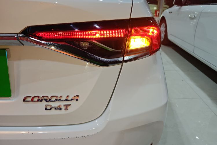 丰田 卡罗拉 2023款 1.2T 先锋版车身外观6006