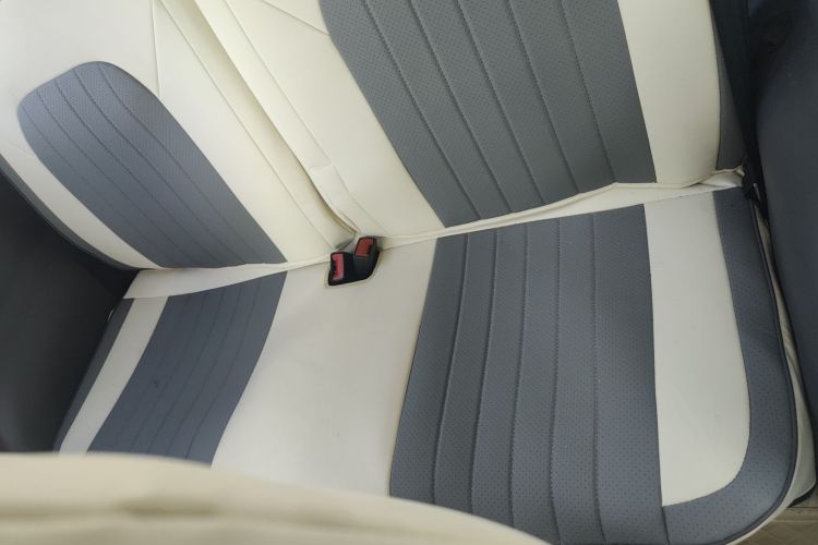 长安启源 长安Lumin 2022款 210km 香甜款中控内饰21