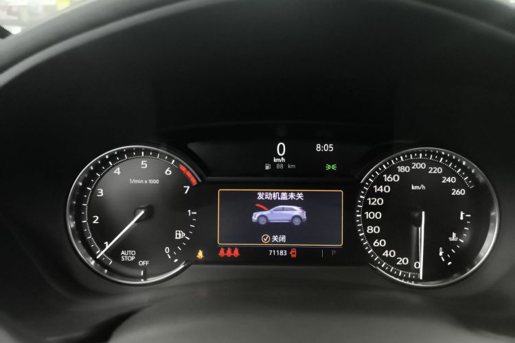 凯迪拉克XT4 2018款 28T 两驱技术型中控内饰14