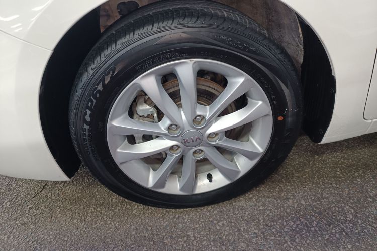 起亚K3 2016款 1.6L 自动天窗版车身外观6007