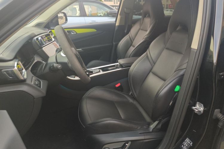 领克01 2017款 2.0T 两驱型Pro版中控内饰19