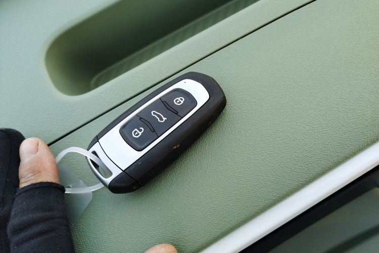 吉利银河 2025款 210km 熊猫骑士中控内饰11