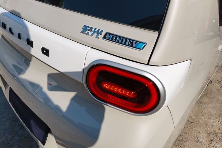 五菱汽车 宏光MINIEV 2024款 第三代 215km 青春版车身外观6006