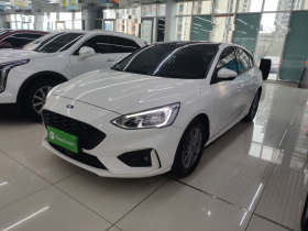 福特 福克斯 2020款 两厢 EcoBoost 180 自动锋潮型