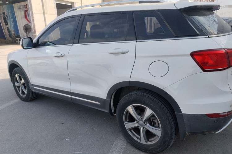 哈弗H6 Coupe 2016款 蓝标 1.5T 自动两驱精英型车身外观6003