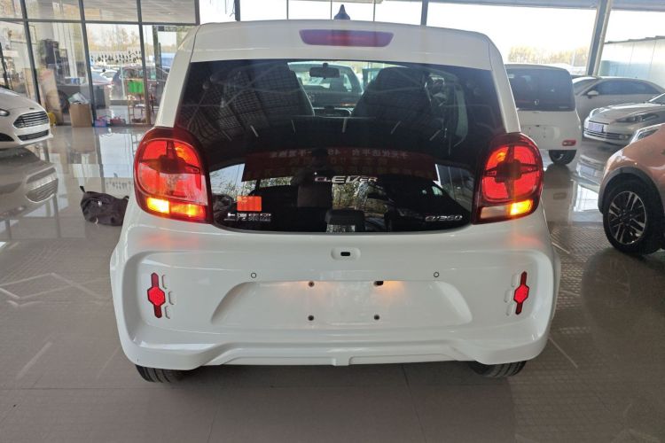 荣威 科莱威CLEVER 2021款 302km新四座超能版车身外观6