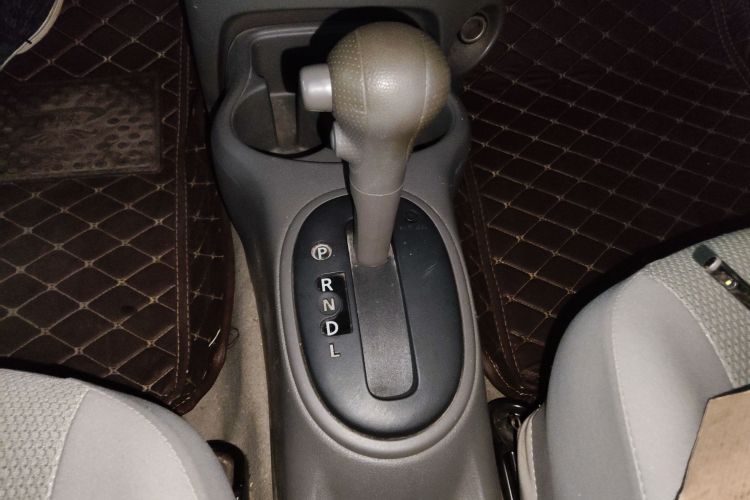 日产 阳光 2015款 1.5XE CVT舒适版局部细节18