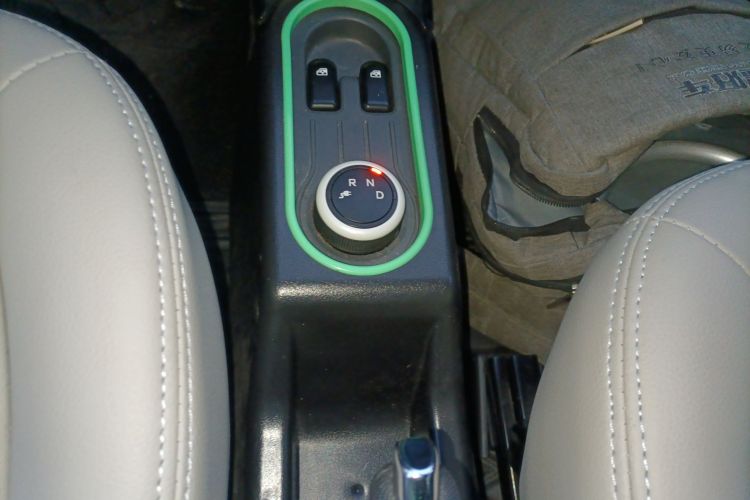 五菱汽车 宏光MINIEV 2022款 悦享款 磷酸铁锂局部细节18