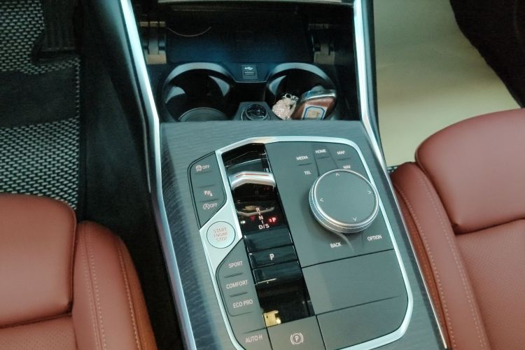 宝马3系 2025款 325Li M运动套装局部细节18